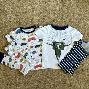 Boys pajamas PJs size 7